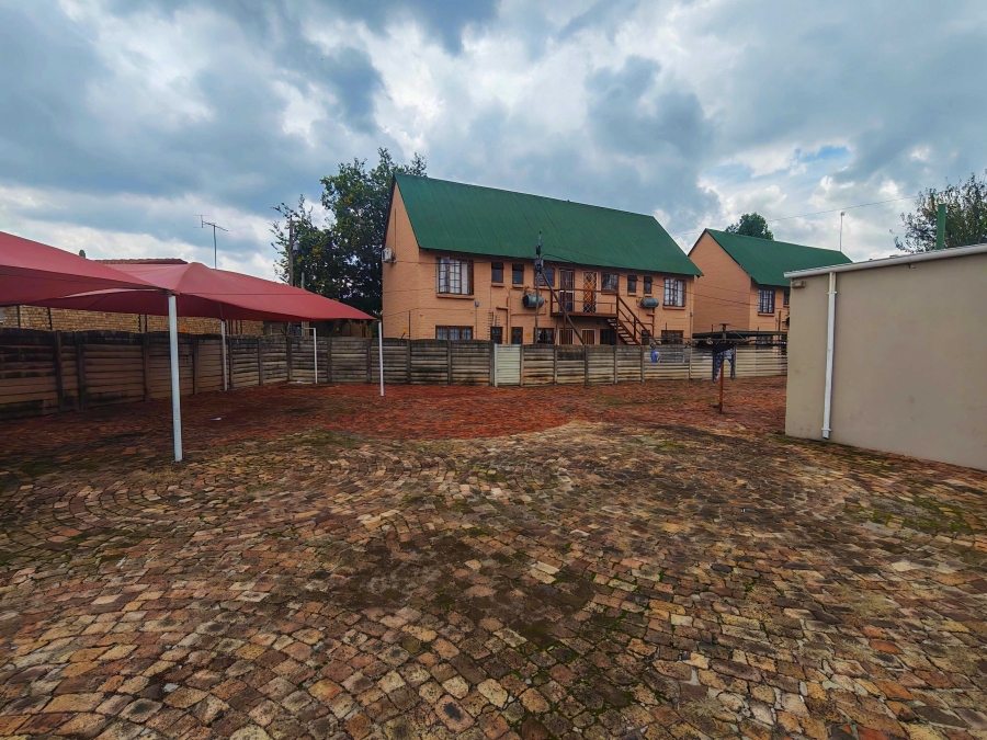 8 Bedroom Property for Sale in Die Bult North West